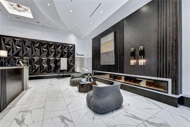 400 W Peachtree Street NW 711, Atlanta, GA 30308