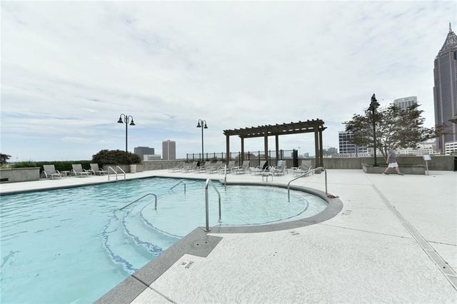 400 W Peachtree Street NW 711, Atlanta, GA 30308