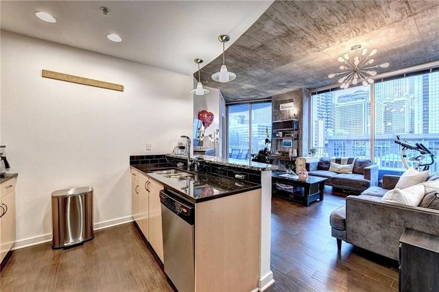 400 W Peachtree Street NW 711, Atlanta, GA 30308