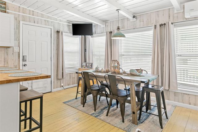 321 Pompano Lane, Surfside Beach, TX 77541