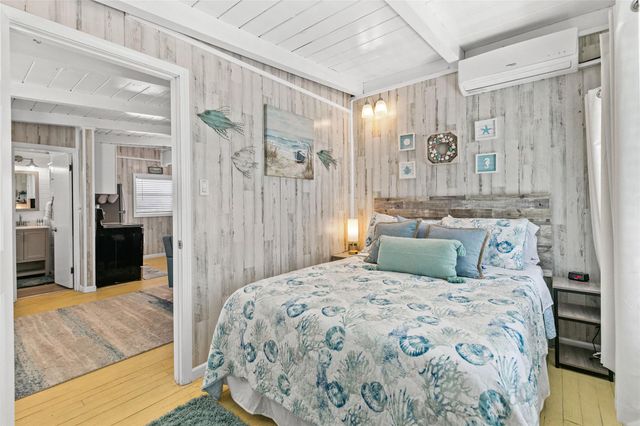 321 Pompano Lane, Surfside Beach, TX 77541