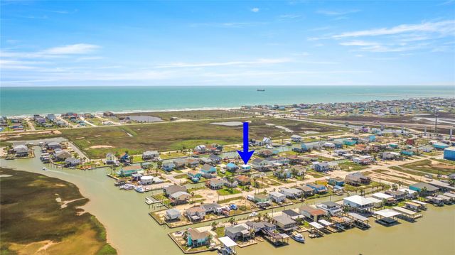 321 Pompano Lane, Surfside Beach, TX 77541