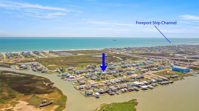 321 Pompano Lane, Surfside Beach, TX 77541