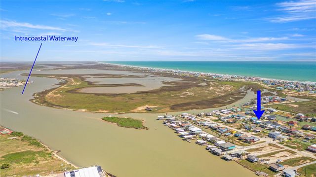 321 Pompano Lane, Surfside Beach, TX 77541