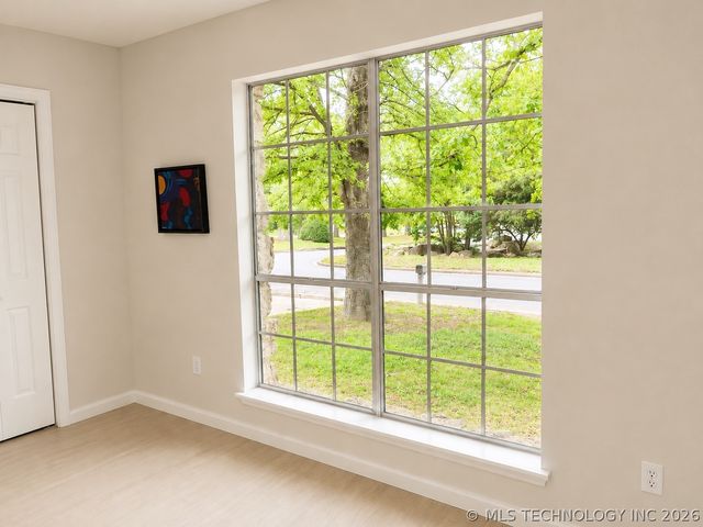 2403 W Newton Place, Tulsa, OK 74127