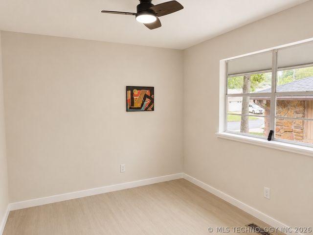 2403 W Newton Place, Tulsa, OK 74127