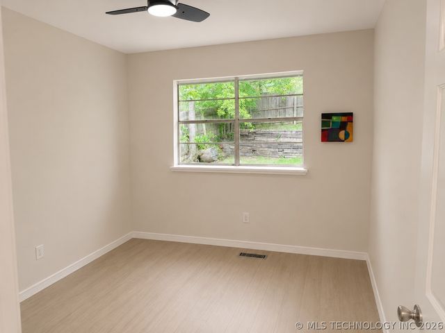 2403 W Newton Place, Tulsa, OK 74127