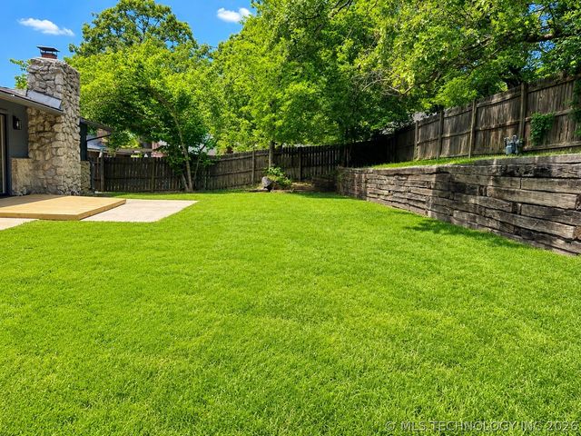 2403 W Newton Place, Tulsa, OK 74127