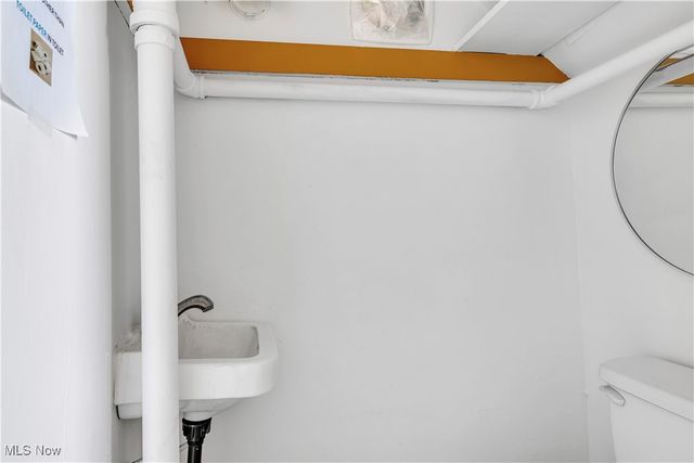 258 Seneca Avenue NE, Warren, OH 44481