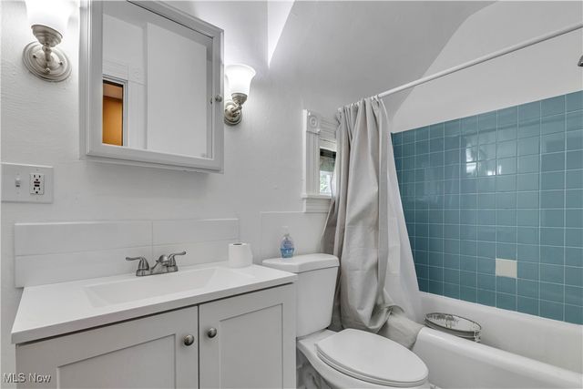 258 Seneca Avenue NE, Warren, OH 44481