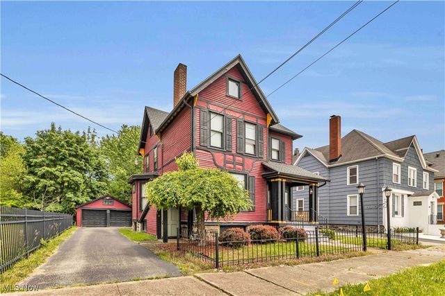 258 Seneca Avenue NE, Warren, OH 44481