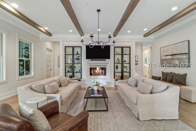 27 Rose Dhu Creek Plantation Dr, Bluffton, SC 29910