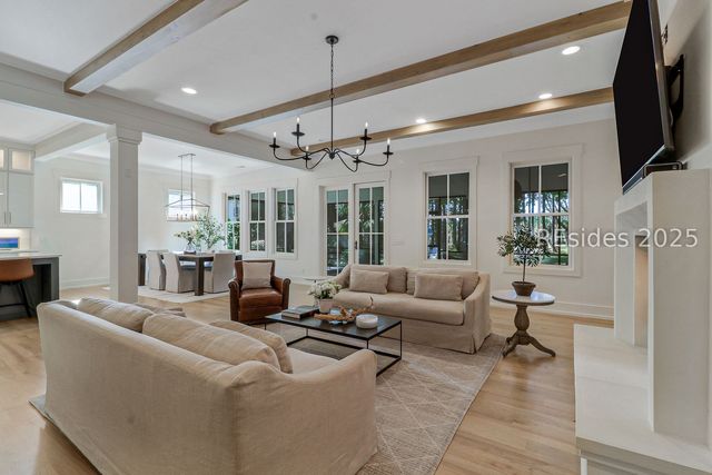 27 Rose Dhu Creek Plantation Dr, Bluffton, SC 29910