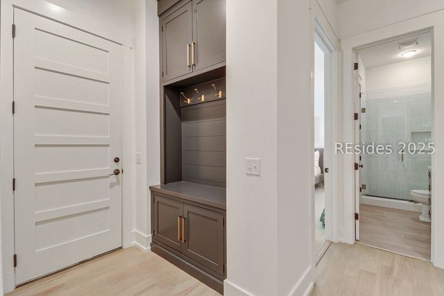 27 Rose Dhu Creek Plantation Dr, Bluffton, SC 29910