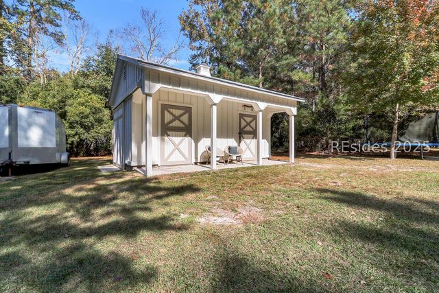 27 Rose Dhu Creek Plantation Dr, Bluffton, SC 29910