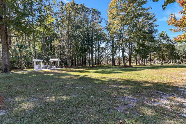 27 Rose Dhu Creek Plantation Dr, Bluffton, SC 29910