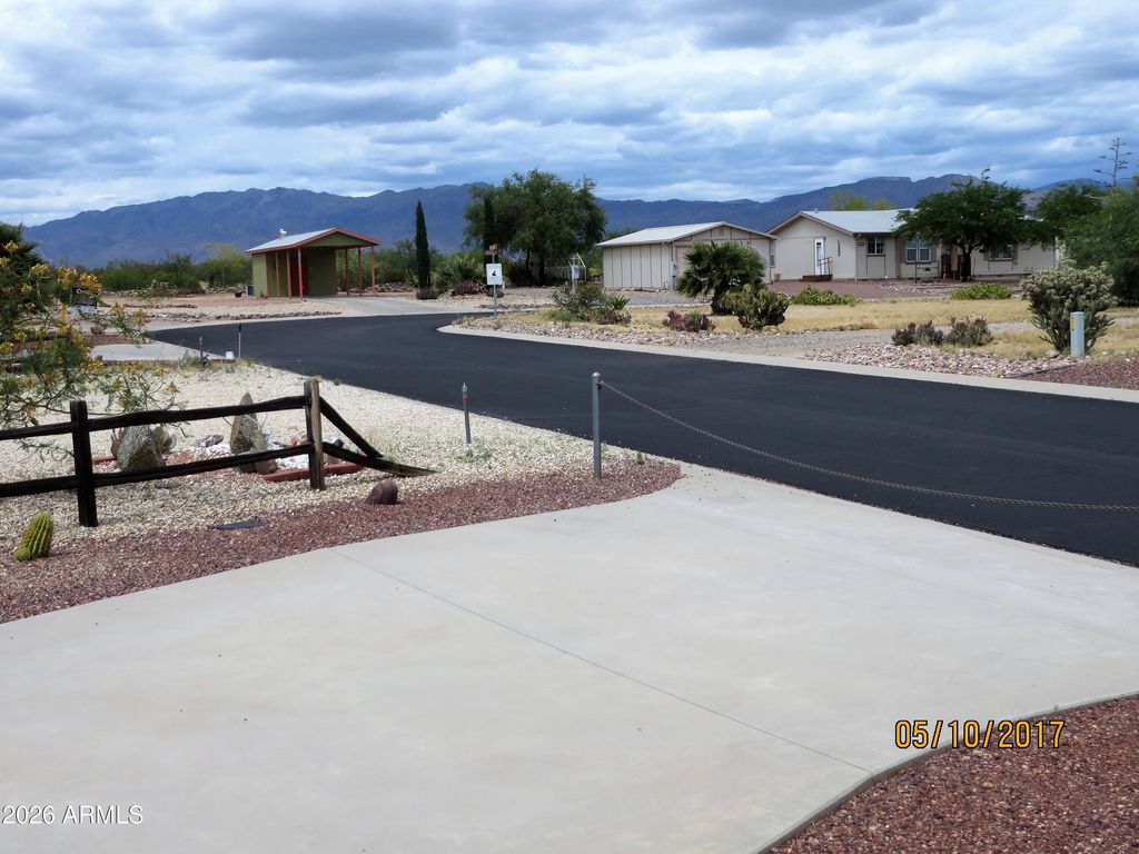 30558 S FORT APACHE Drive 435, Congress, AZ 85332 — exterior