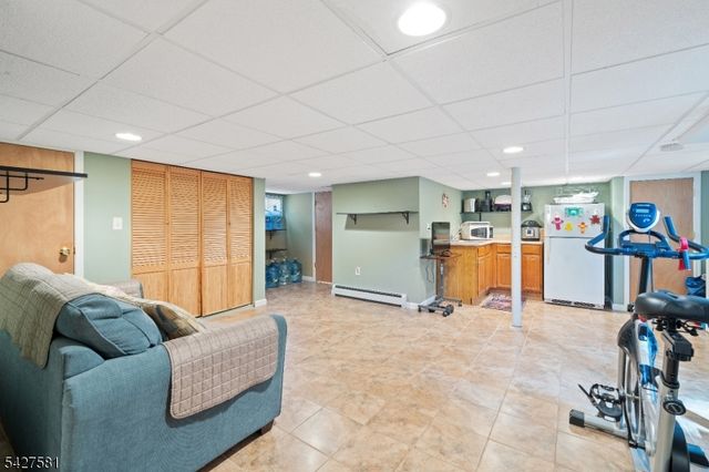 431 Locust Ave, Garwood Boro, NJ 07027