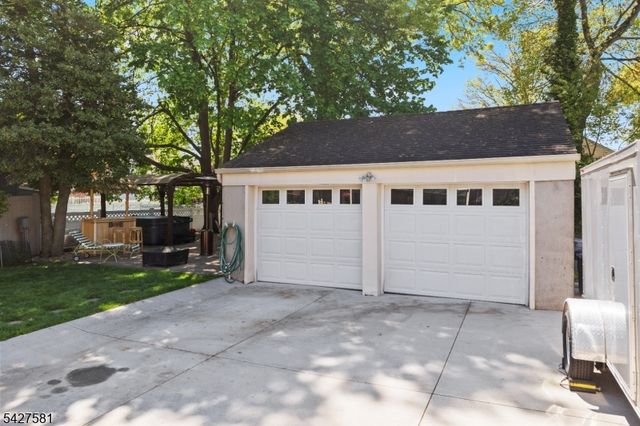 431 Locust Ave, Garwood Boro, NJ 07027