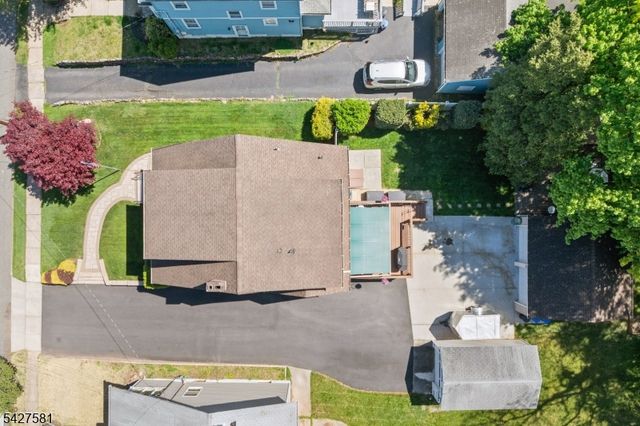 431 Locust Ave, Garwood Boro, NJ 07027