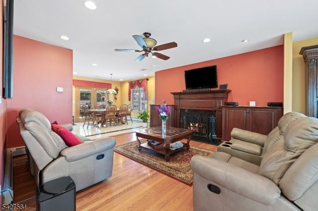 431 Locust Ave, Garwood Boro, NJ 07027