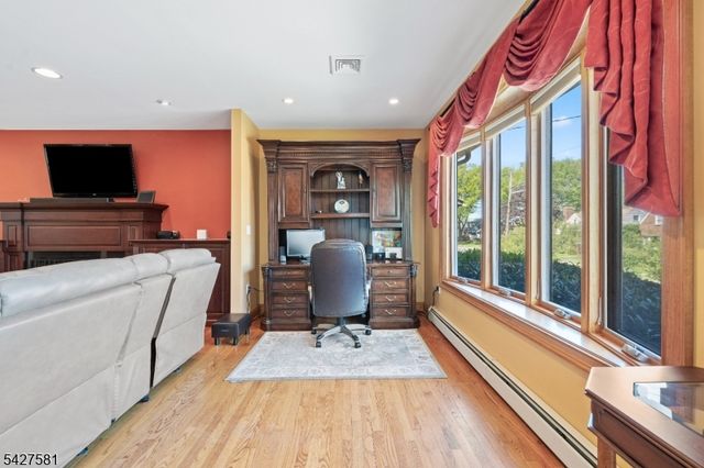 431 Locust Ave, Garwood Boro, NJ 07027