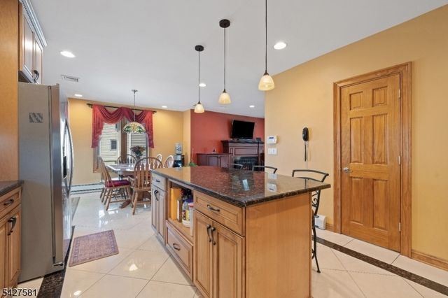 431 Locust Ave, Garwood Boro, NJ 07027