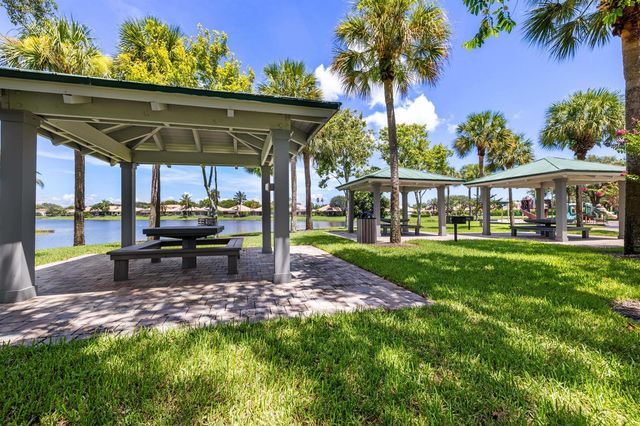 16613 Hidden Cove Drive, Jupiter, FL 33477