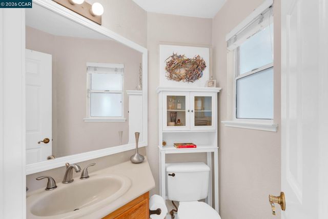 5473 Rainflower Dr, Livermore, CA 94551