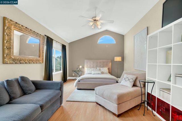 5473 Rainflower Dr, Livermore, CA 94551