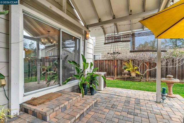 5473 Rainflower Dr, Livermore, CA 94551