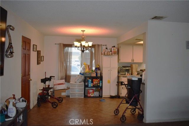 21021 Geronimo, Apple Valley, CA 92308