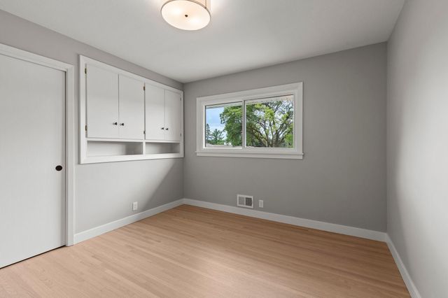 4436 Claremore Drive, Edina, MN 55435