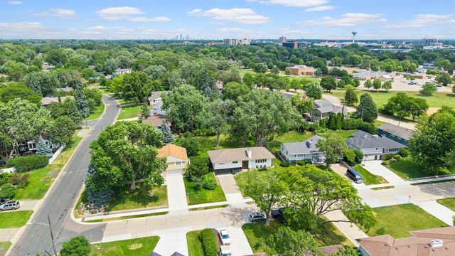 4436 Claremore Drive, Edina, MN 55435
