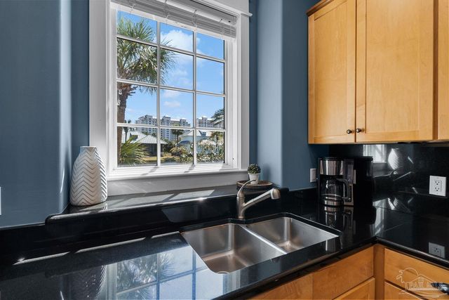 8654 Greenwich Ct, Gulf Shores, AL 36542