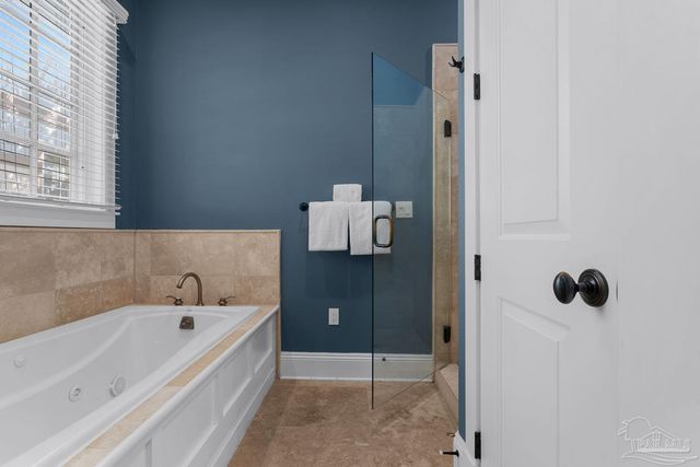 8654 Greenwich Ct, Gulf Shores, AL 36542