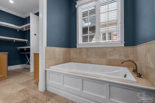 8654 Greenwich Ct, Gulf Shores, AL 36542