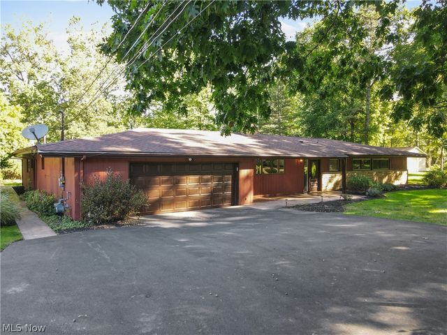 12940 W Linden Lane, Parma, OH 44130