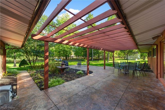 12940 W Linden Lane, Parma, OH 44130