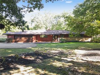12940 W Linden Lane, Parma, OH 44130