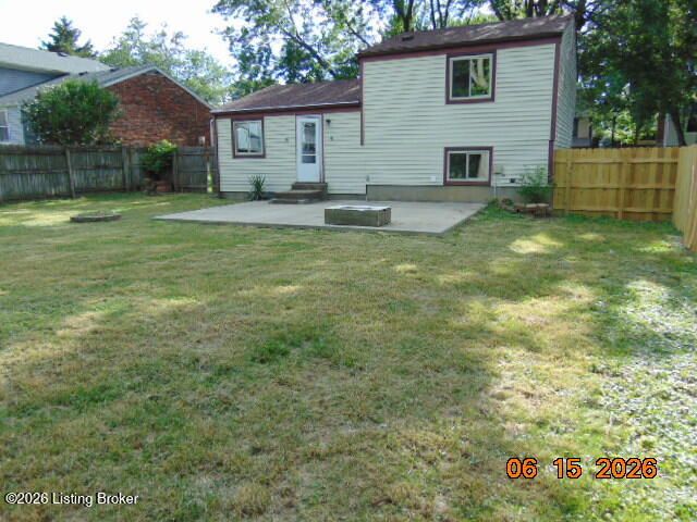 4815 Redmon Ct, Louisville, KY 40291