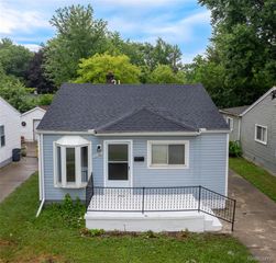 27700 Dartmouth Street, Madison Heights, MI 48071