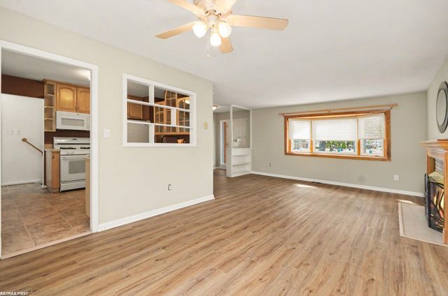 3902 Springer Avenue, Royal Oak, MI 48073