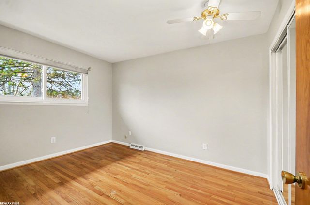 3902 Springer Avenue, Royal Oak, MI 48073