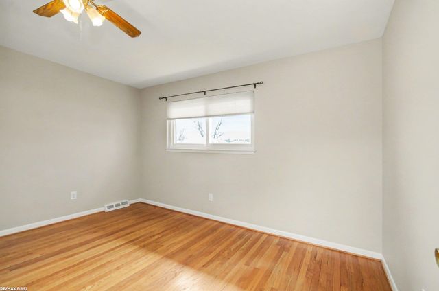 3902 Springer Avenue, Royal Oak, MI 48073