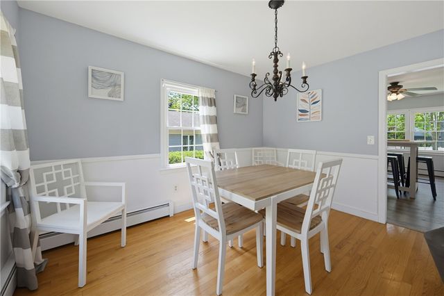 34 Foxhill Avenue, Bristol, RI 02809