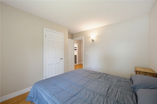 34 Foxhill Avenue, Bristol, RI 02809