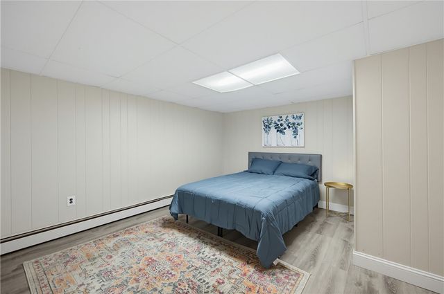 34 Foxhill Avenue, Bristol, RI 02809