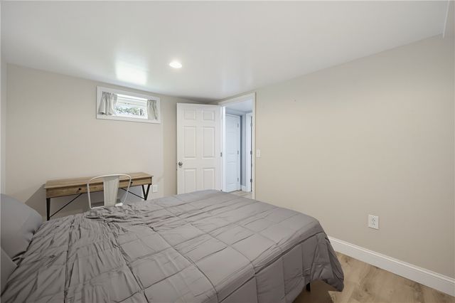 34 Foxhill Avenue, Bristol, RI 02809