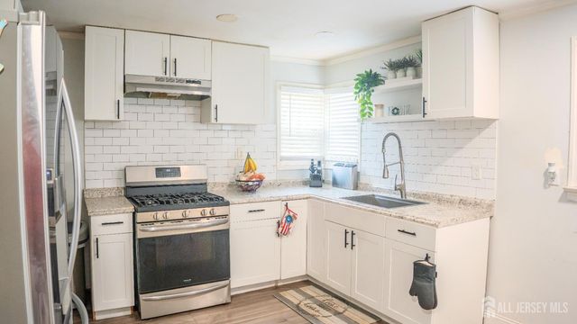 636 Lee Street, Perth Amboy, NJ 08861